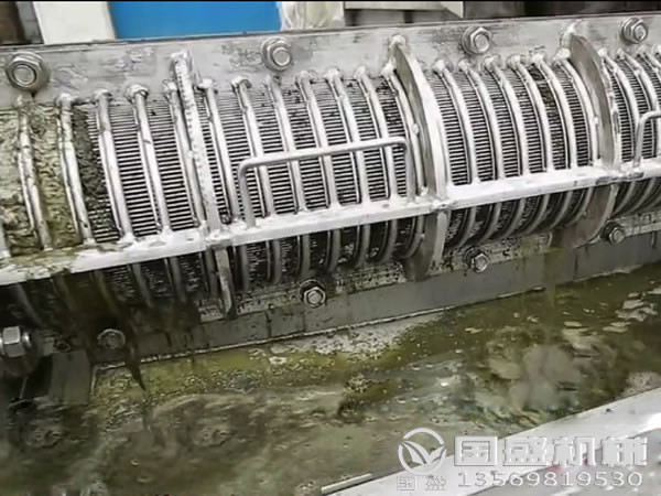 擠壓腐蝕性物料 擠壓腐蝕性物料